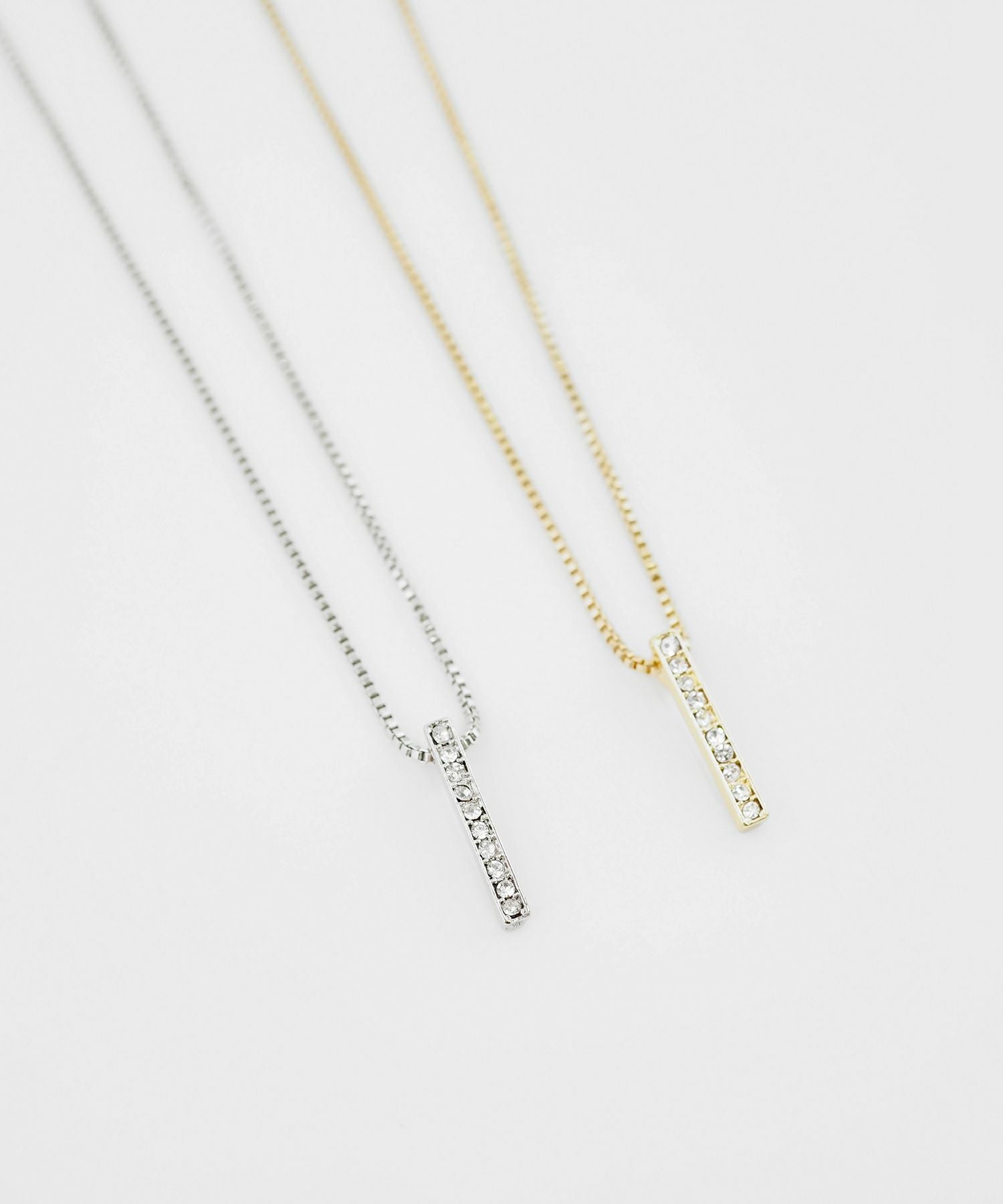 ストレートバースライドネックレス