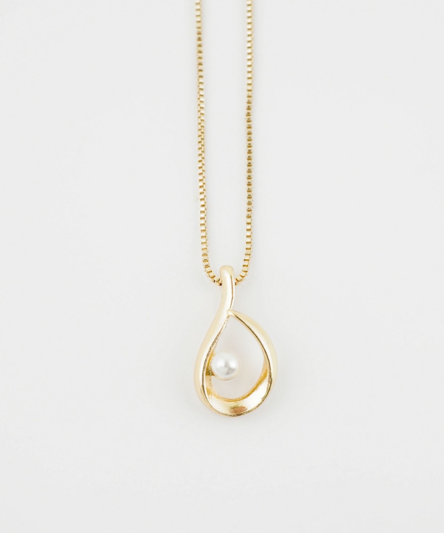 パールドロップスライドネックレス