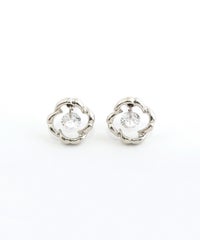 フラワーシャイニングストーンチタンポストピアス