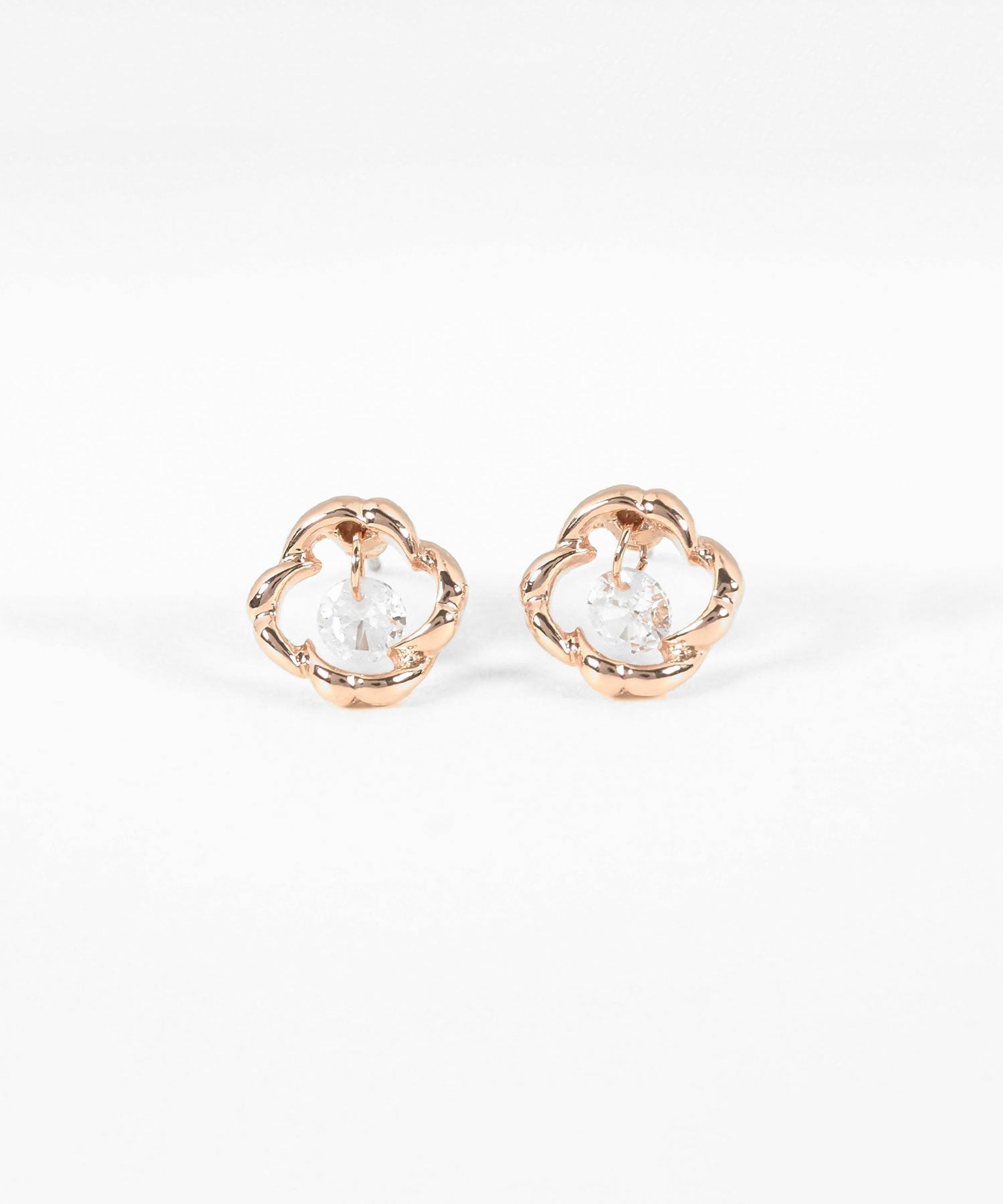 フラワーシャイニングストーンチタンポストピアス