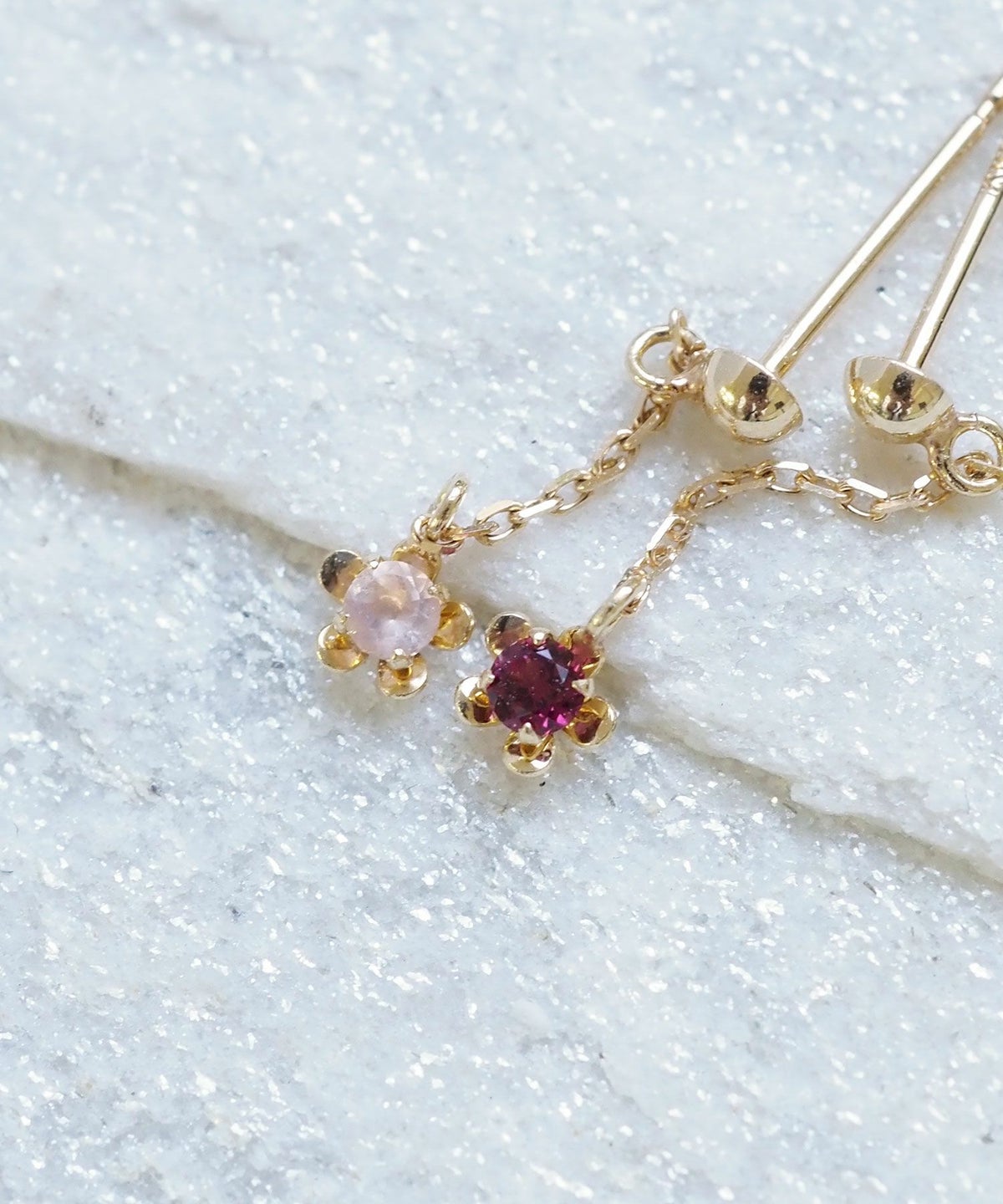 【web限定】[K10]プチフロラジェムストーンチェーンピアス