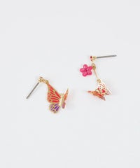 アシンメトリー蝶々チタンポストピアス