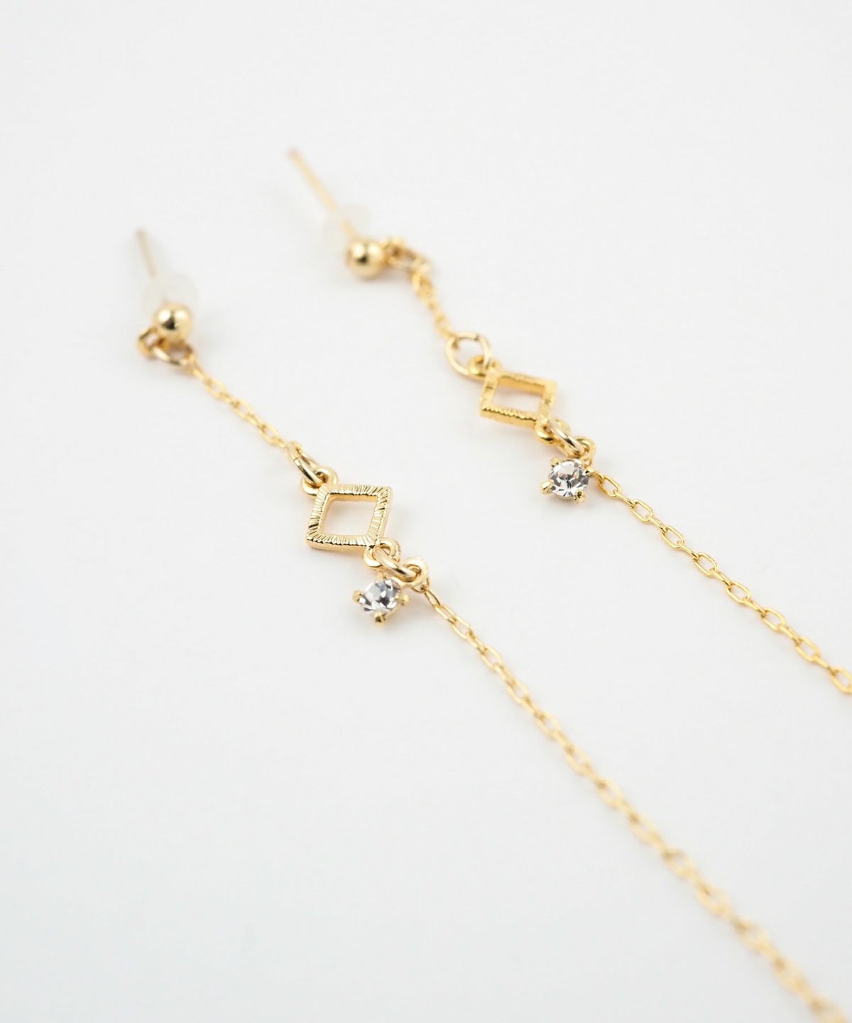 【web限定】ルミウィンドウロングチェーン樹脂コーティングポストピアス【Lumirise】