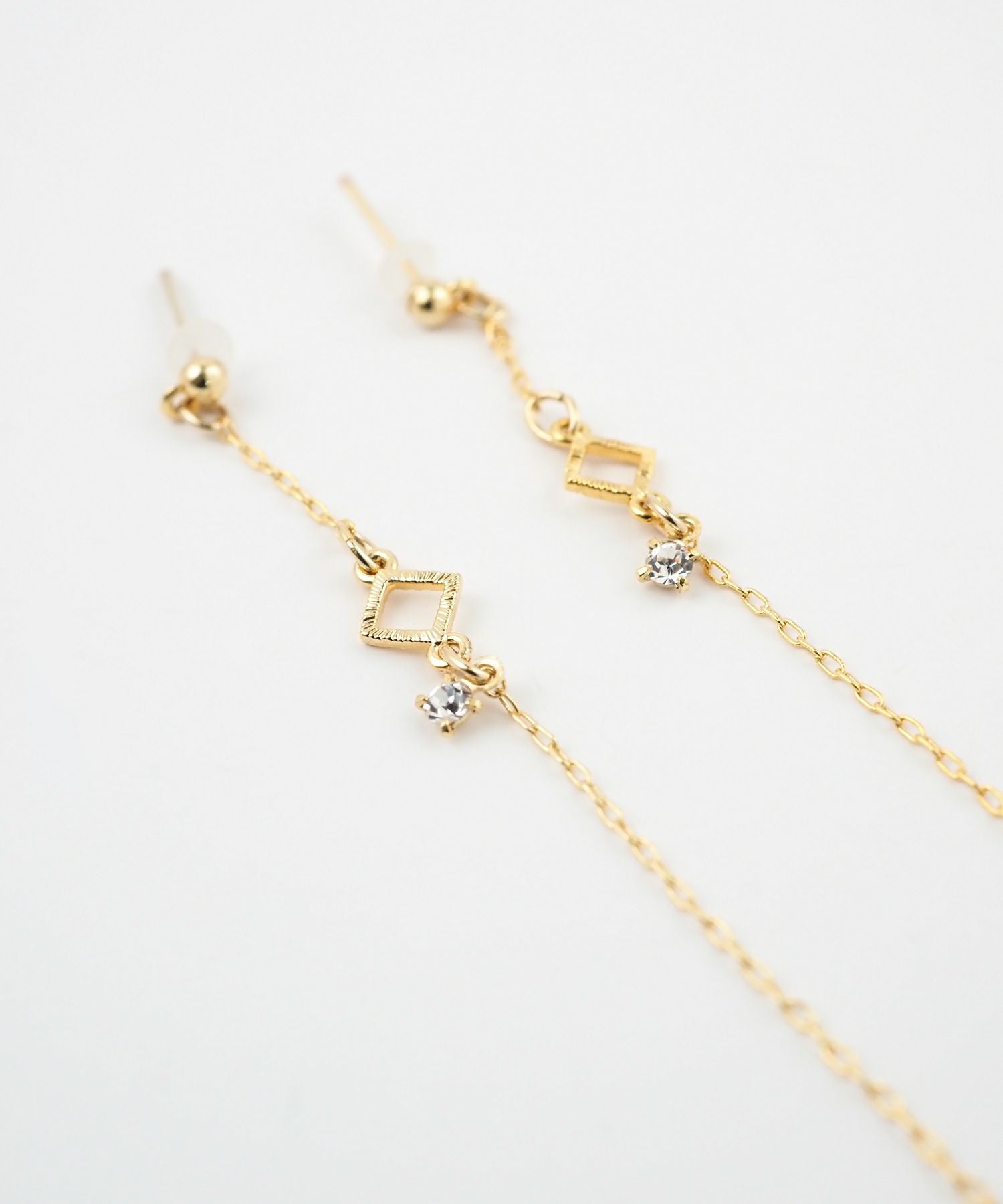 【web限定】ルミウィンドウロングチェーン樹脂コーティングポストピアス【Lumirise】