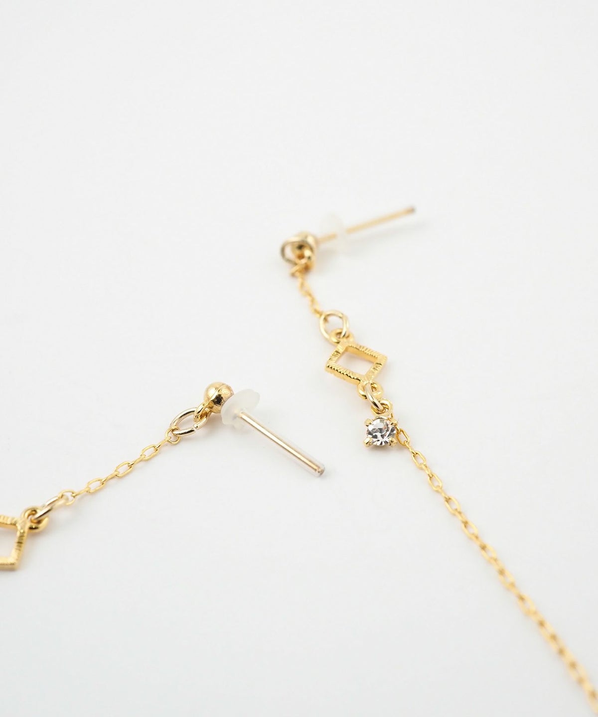 【web限定】ルミウィンドウロングチェーン樹脂コーティングポストピアス【Lumirise】