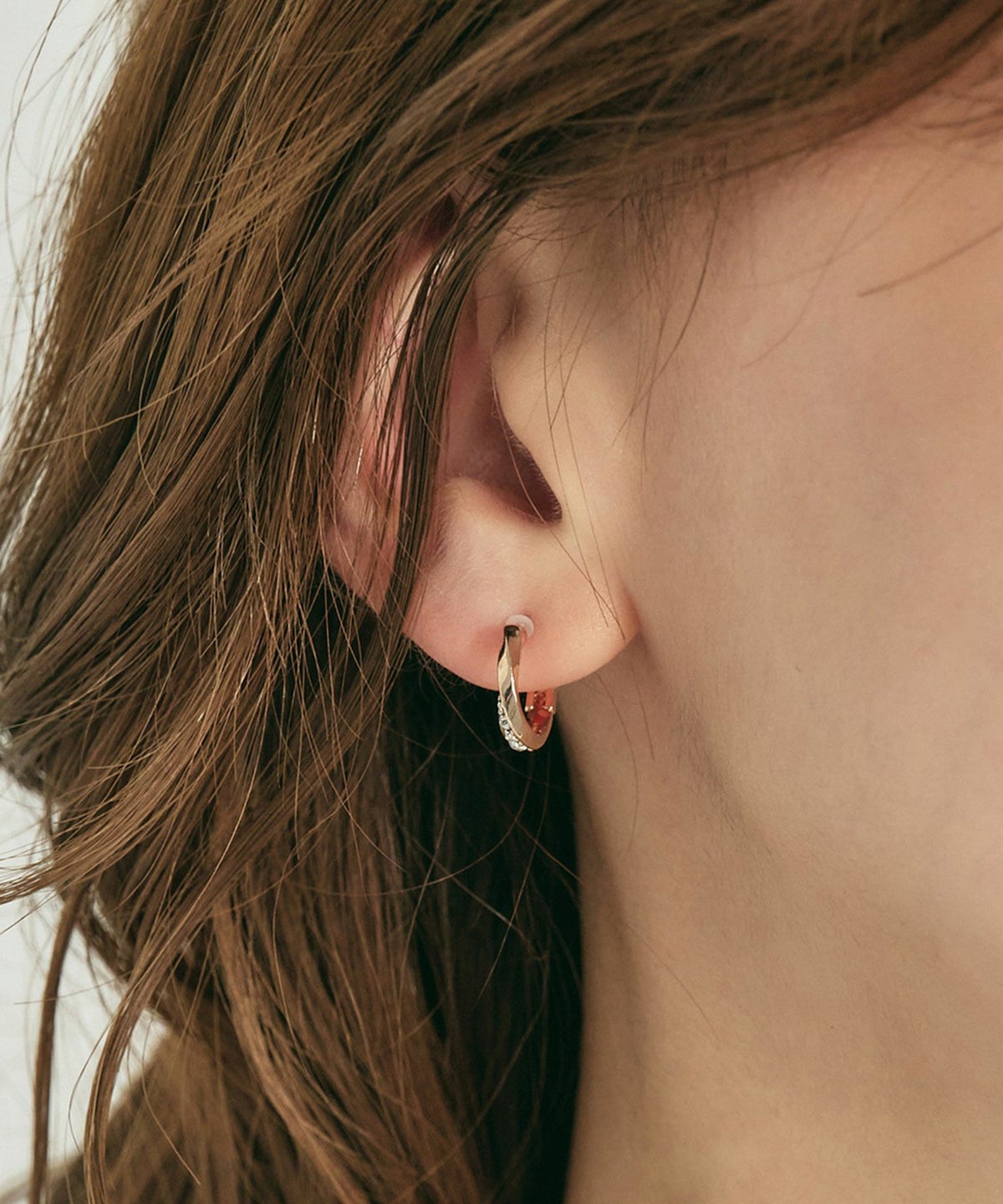 【web限定】ルミツイストグロスフープ樹脂コーティングスムースピアス【Lumirise】