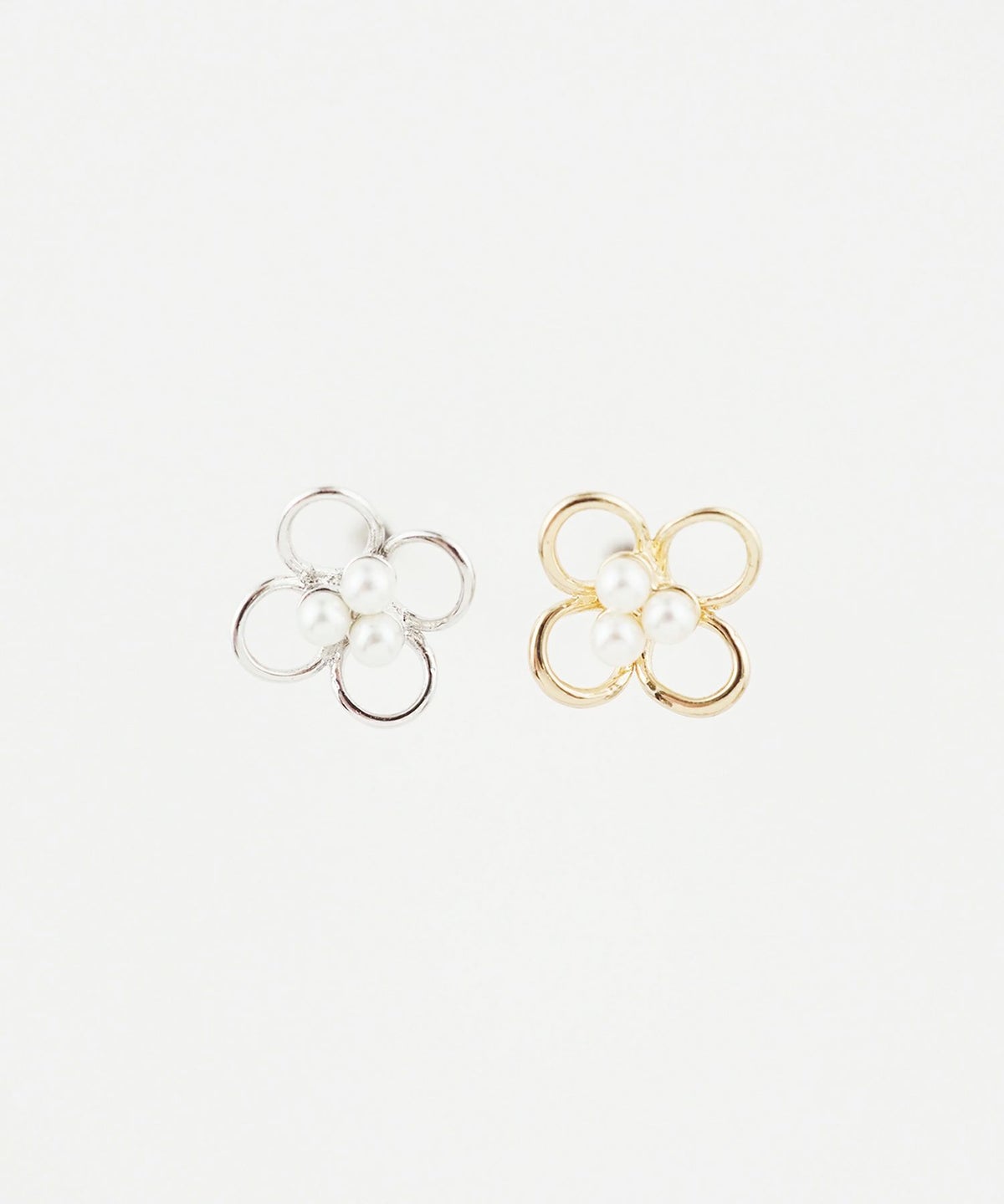 ワイヤークローバピュアチタンロングポストピアス