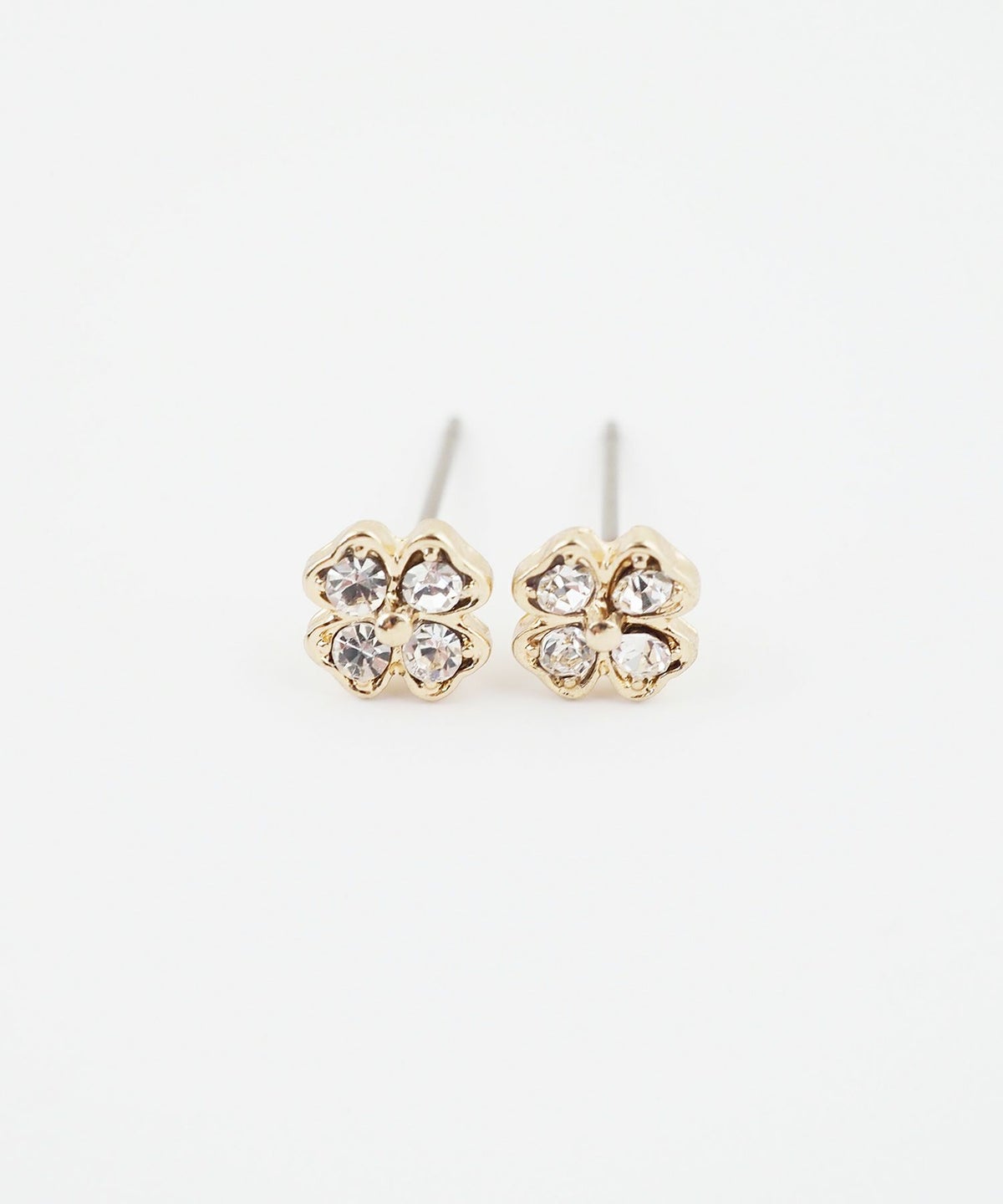 クローバビジューピュアチタンロングポストピアス