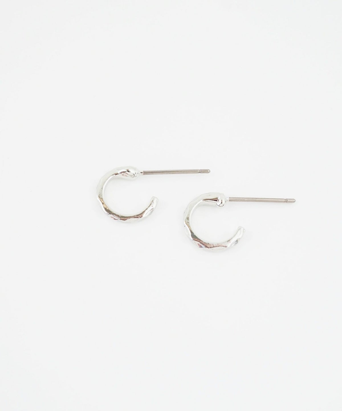 カッティングフープピュアチタンロングポストピアス