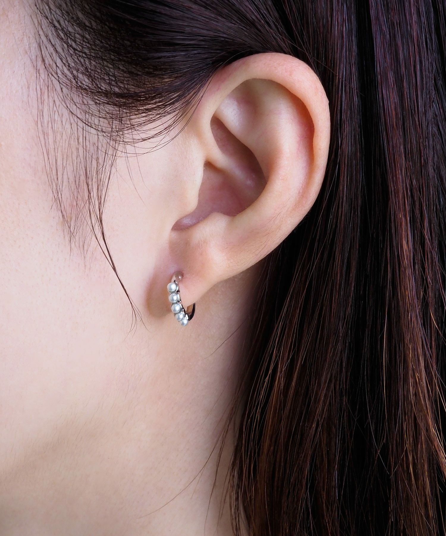 パールラインフープピュアチタンロングポストピアス