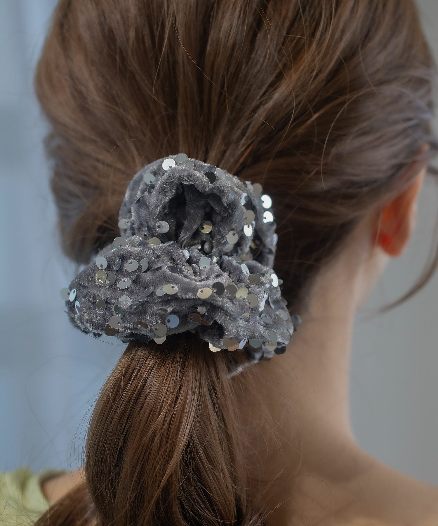 スパンコールベロアシュシュ