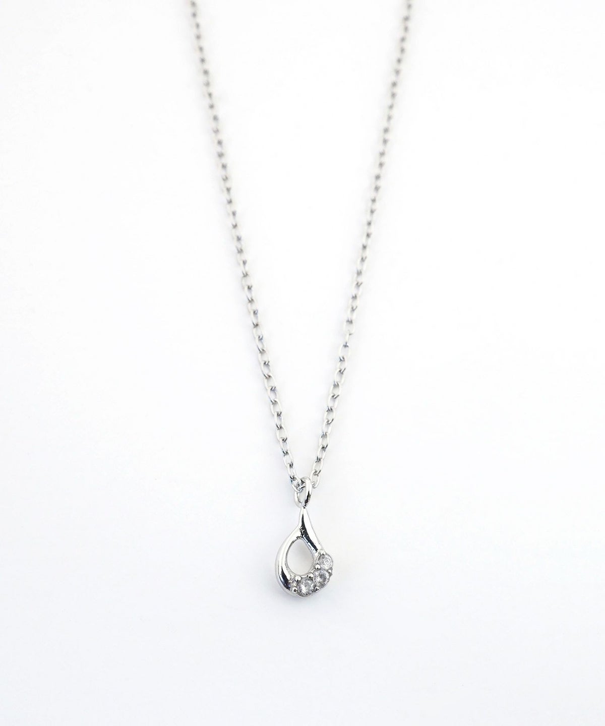 プチドロップステンレスネックレス