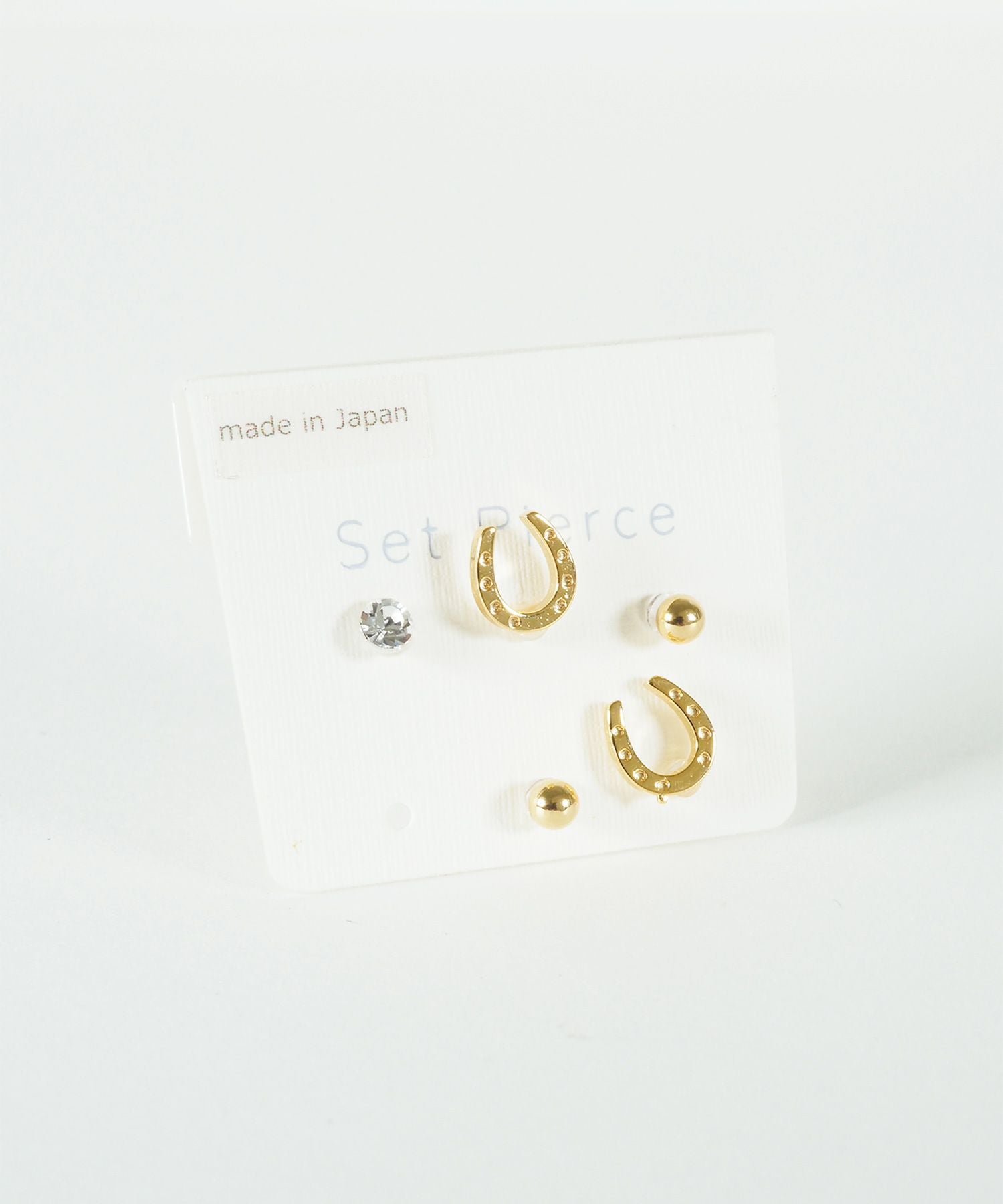 ホースシュー樹脂ポストセットピアス