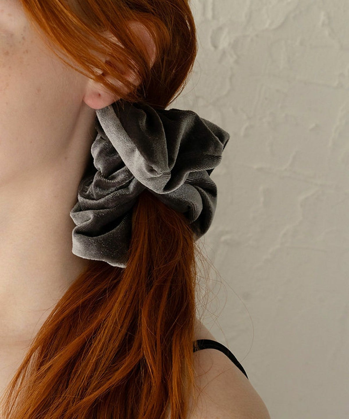 ベロアスクエアシュシュ