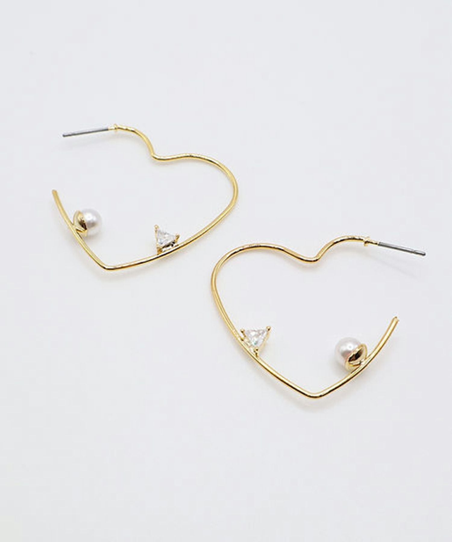 ハートフープチタンポストピアス