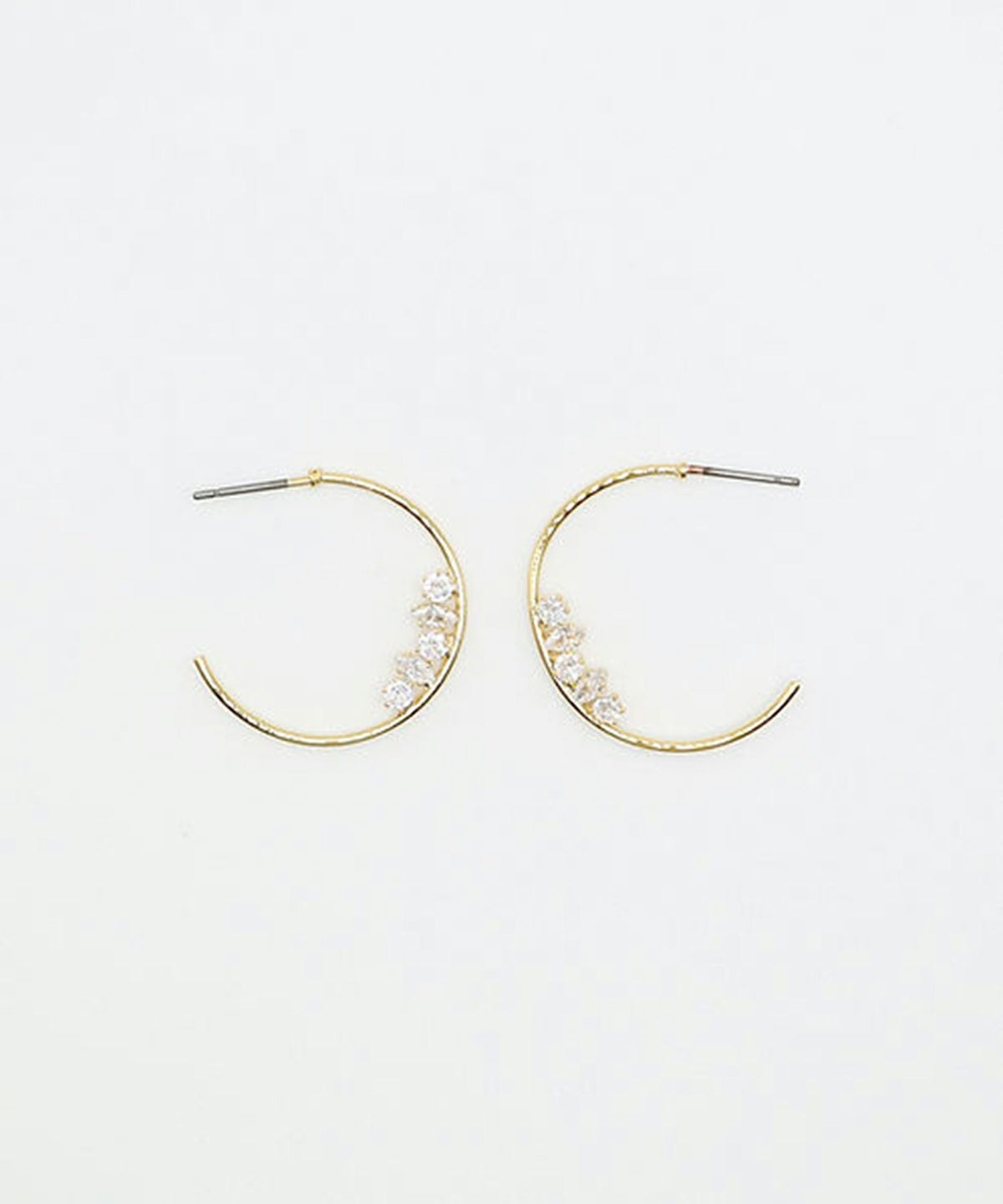 サイドクラッシュストーンフープチタンポストピアス