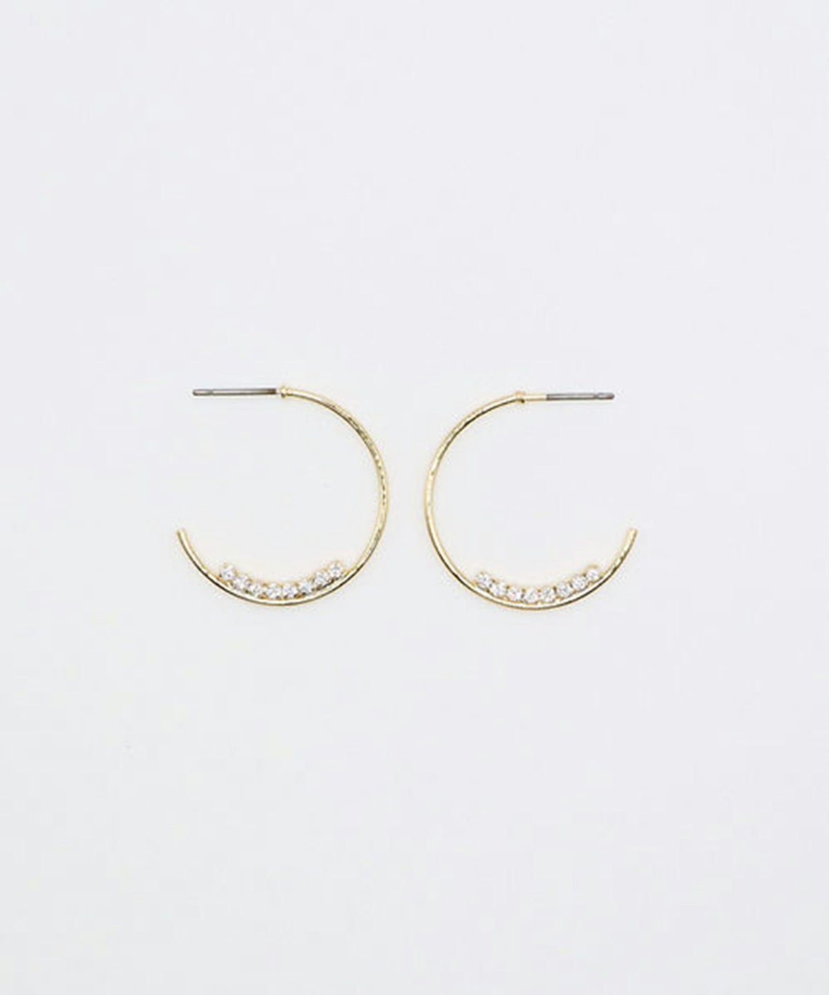 サイドラインストーンフープチタンポストピアス