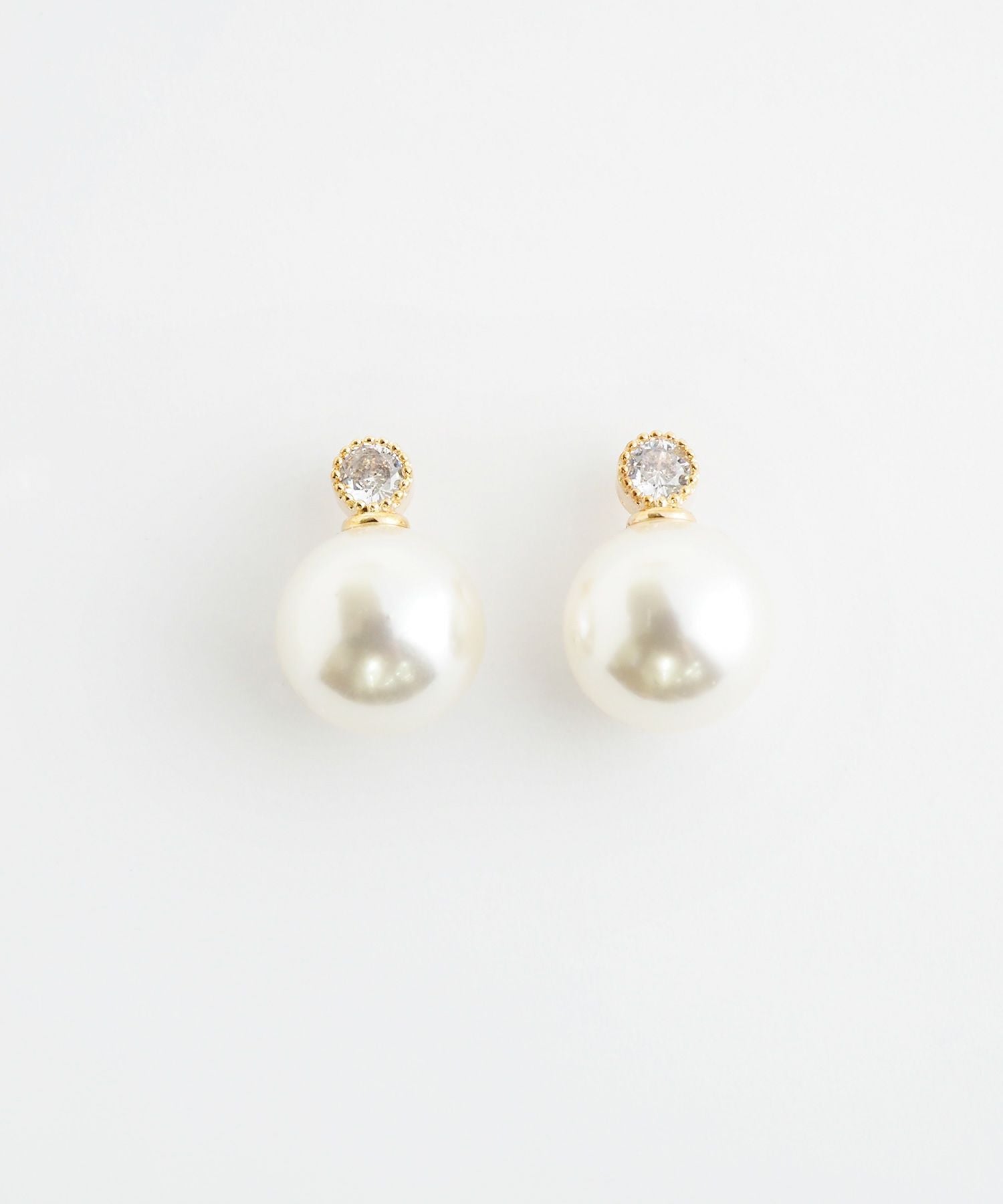 パールストーンチタンポストピアス