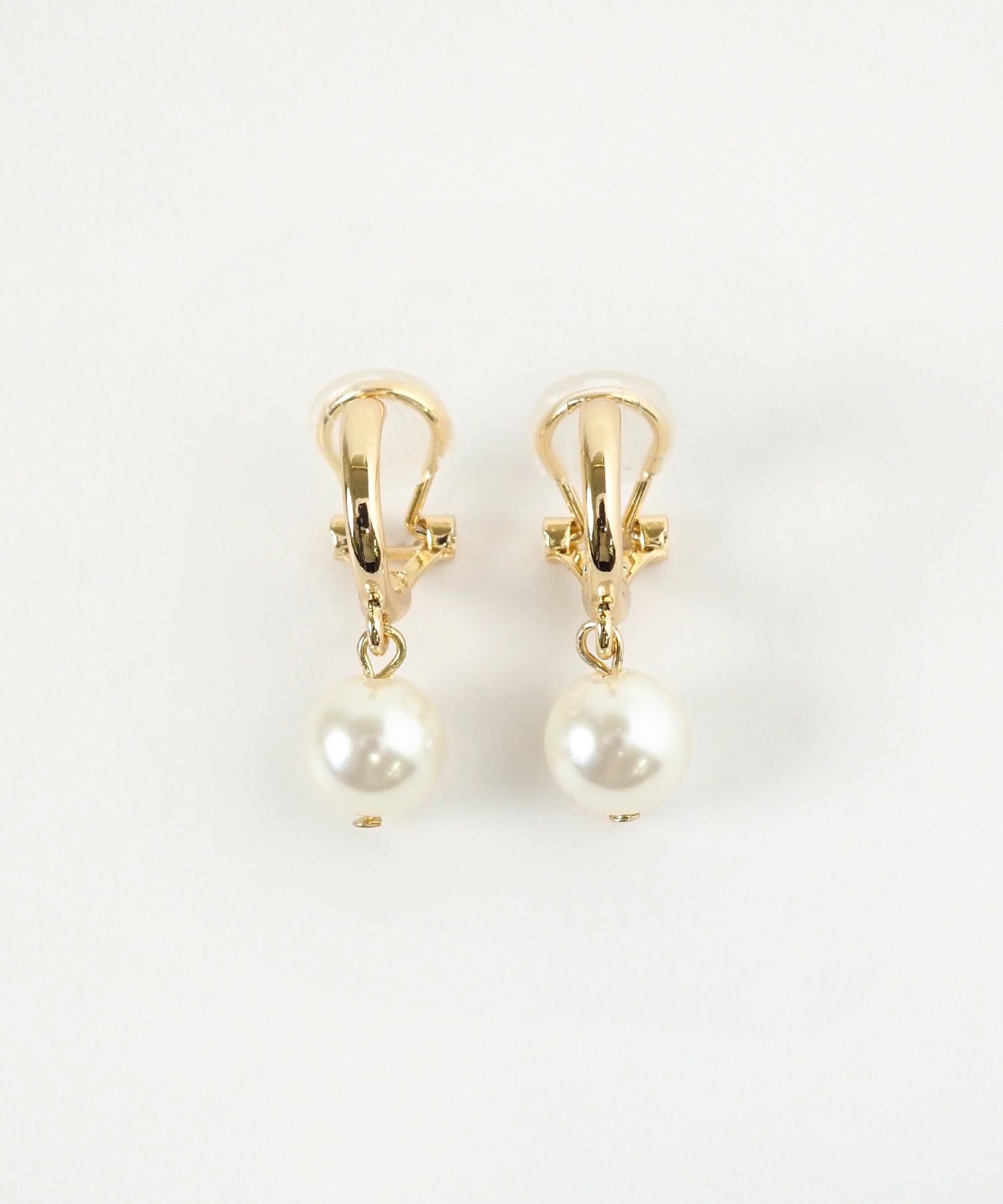 スイングパールクリップイヤリング