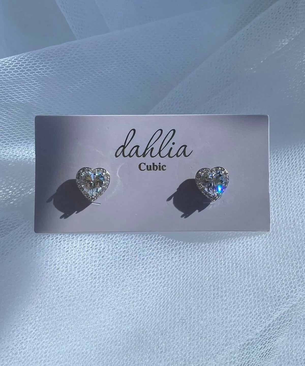 キュービックハートチタンポストピアス【Dahlia】