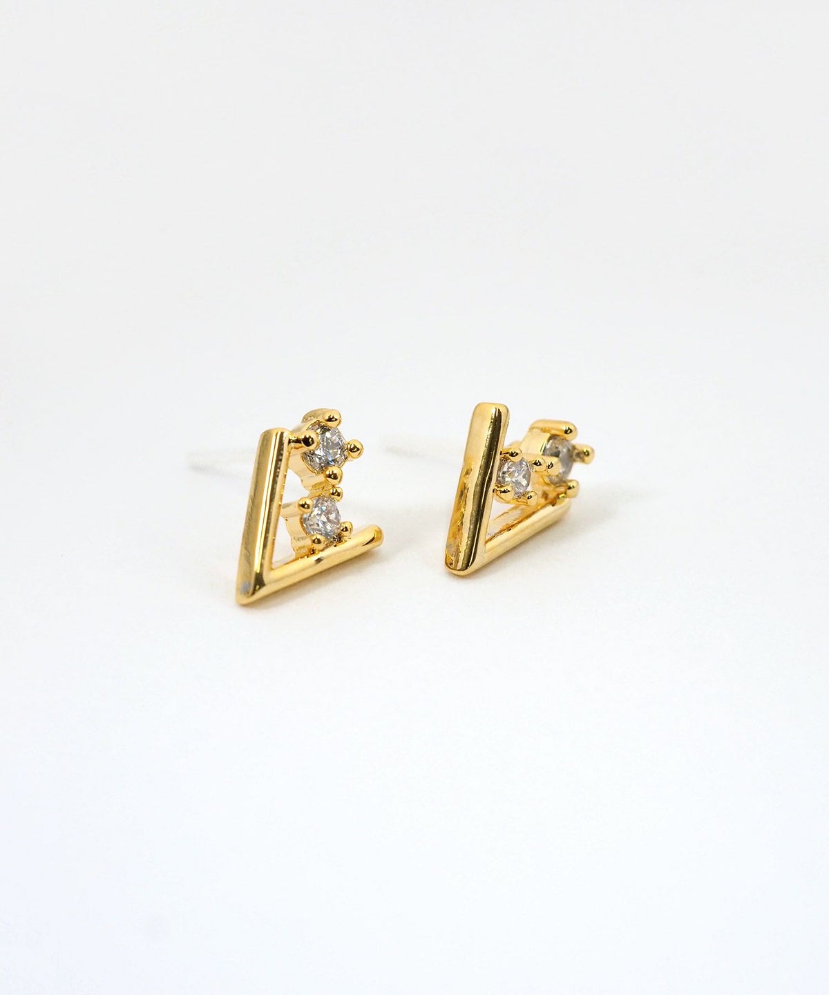 ワンアングルセラミックポストピアス