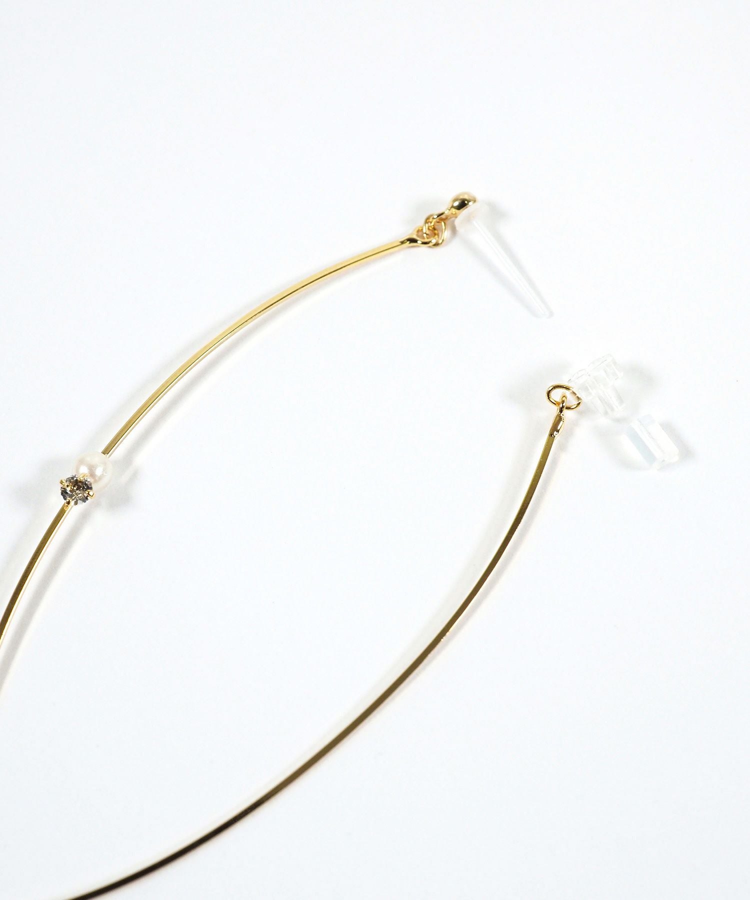 カーブラインセラミックポストピアス