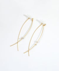 カーブラインセラミックポストピアス