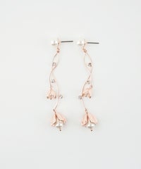 ベルフラワーチタンポストピアス【Sereno】