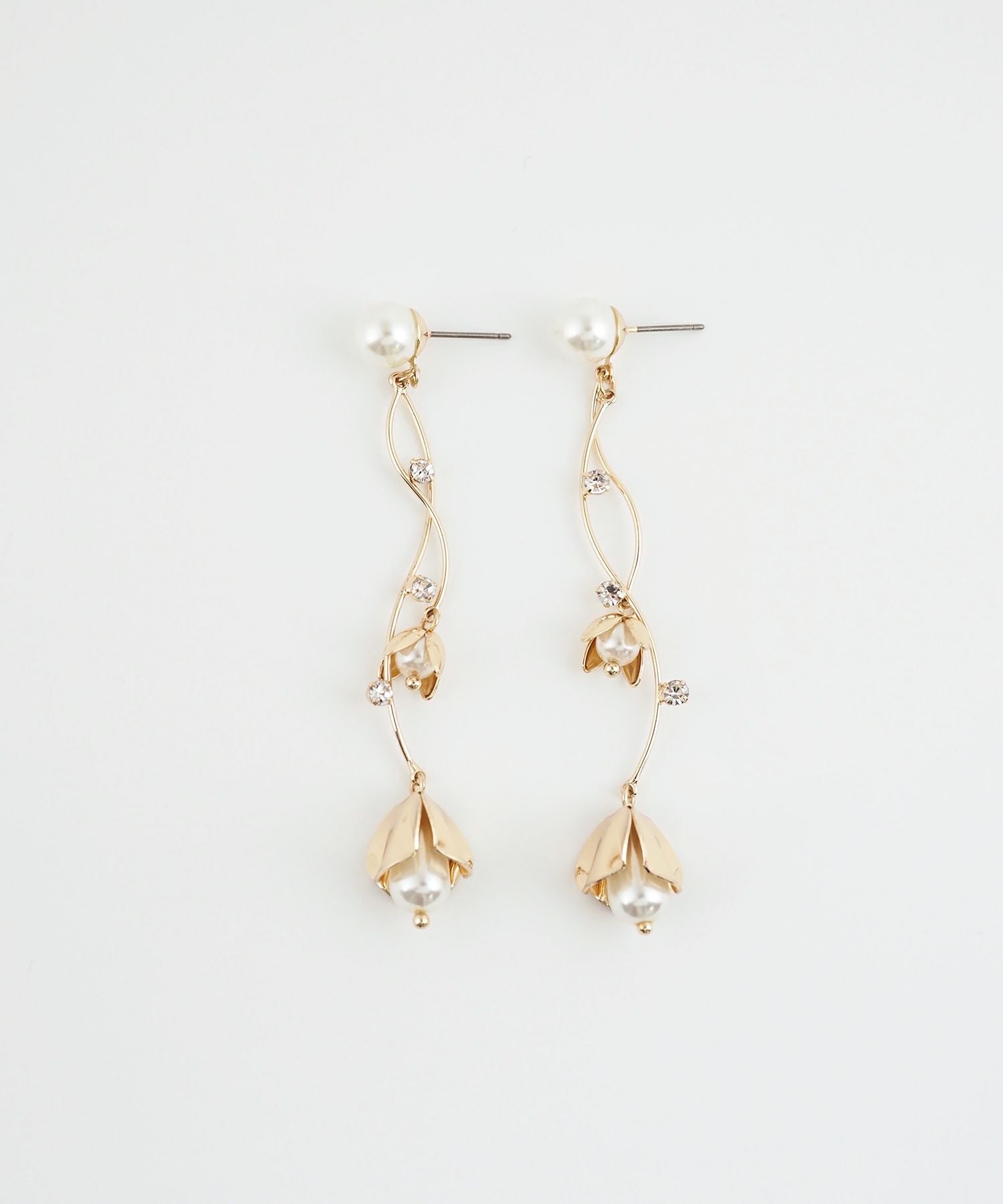 ベルフラワーチタンポストピアス【Sereno】