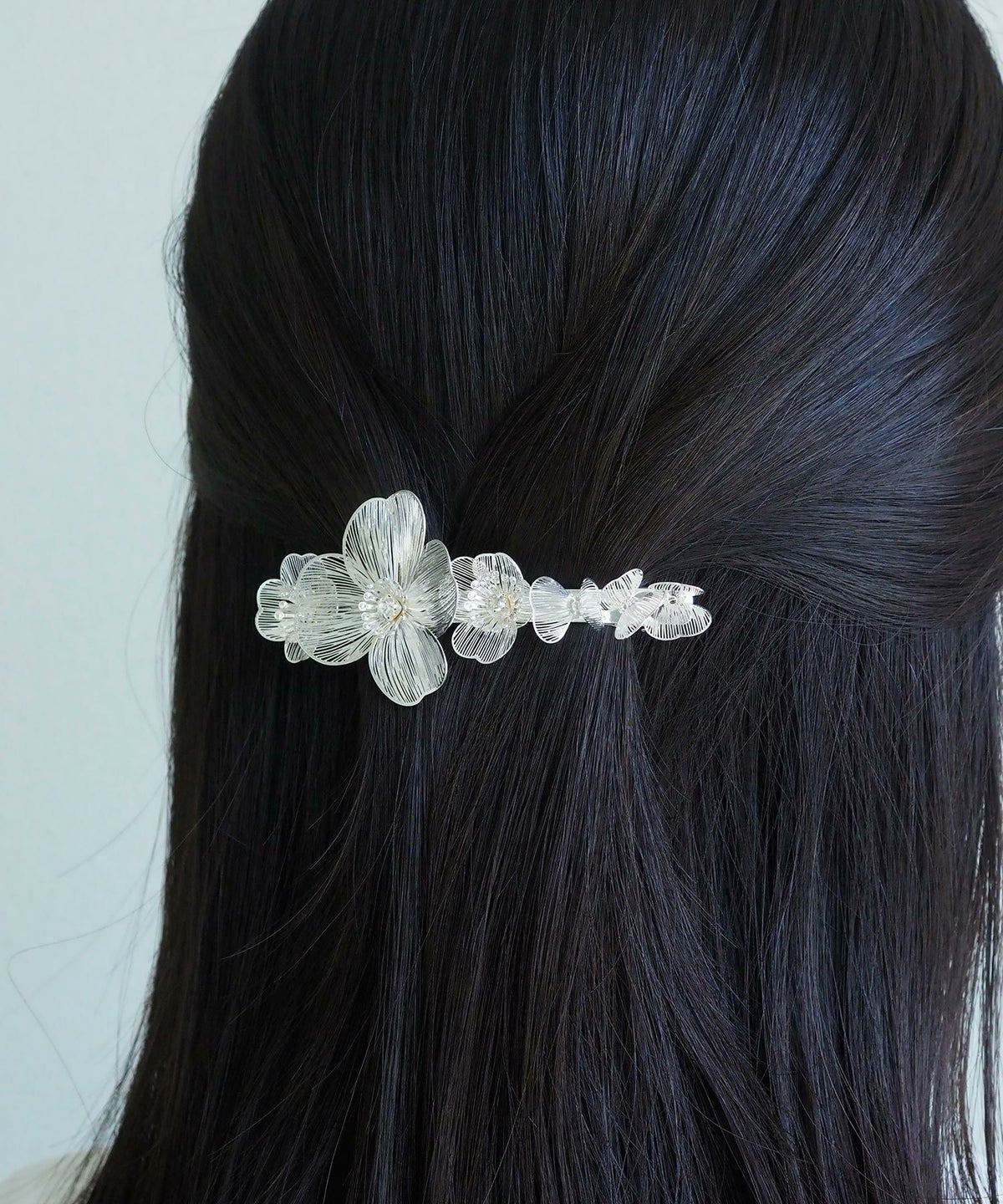 透かしフラワーバレッタ