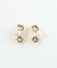 トリプルビジューK18ポストピアス