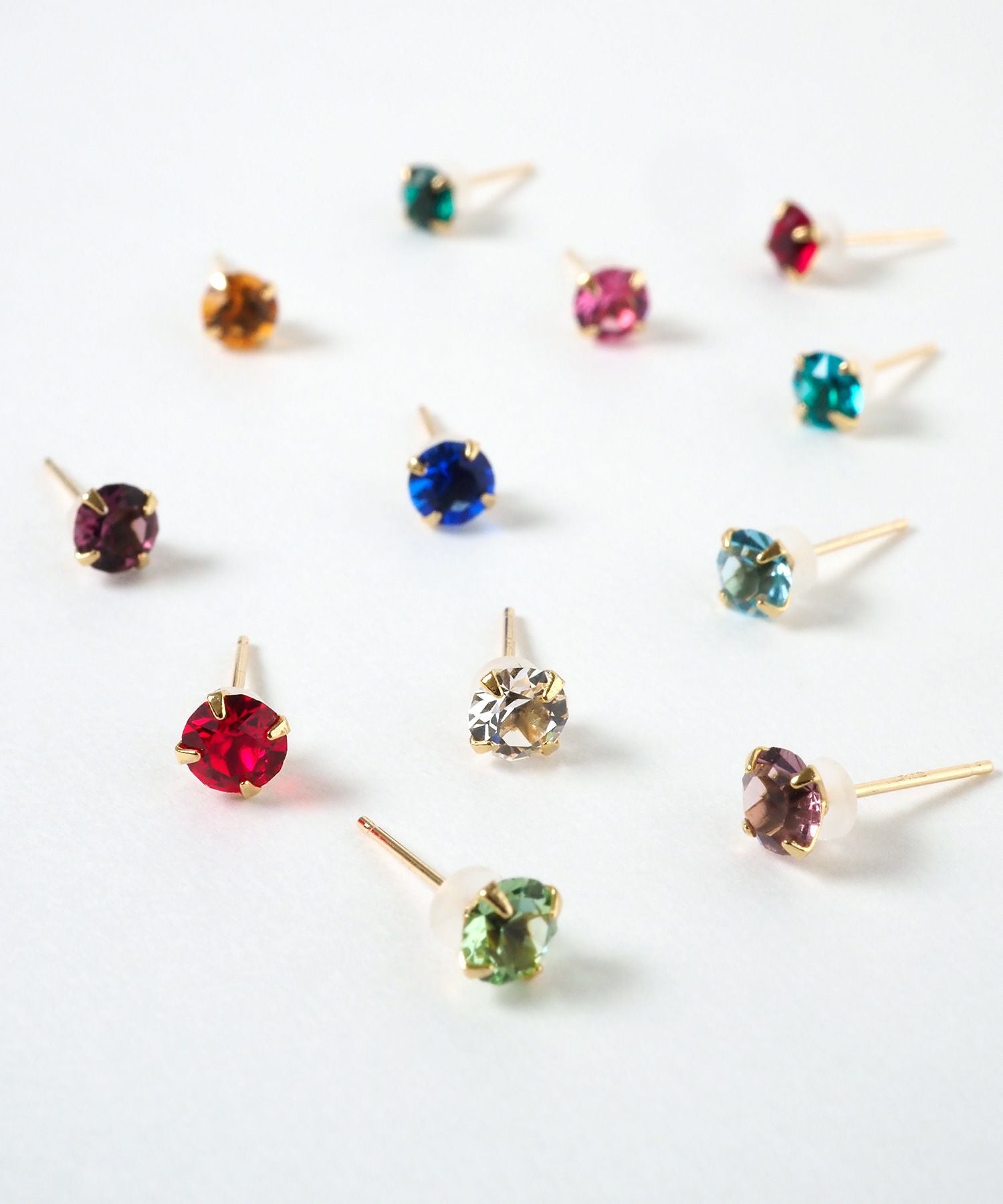 バースデーカラーストーンK18ポストピアス | 【公式】MUK ONLINE SHOP
