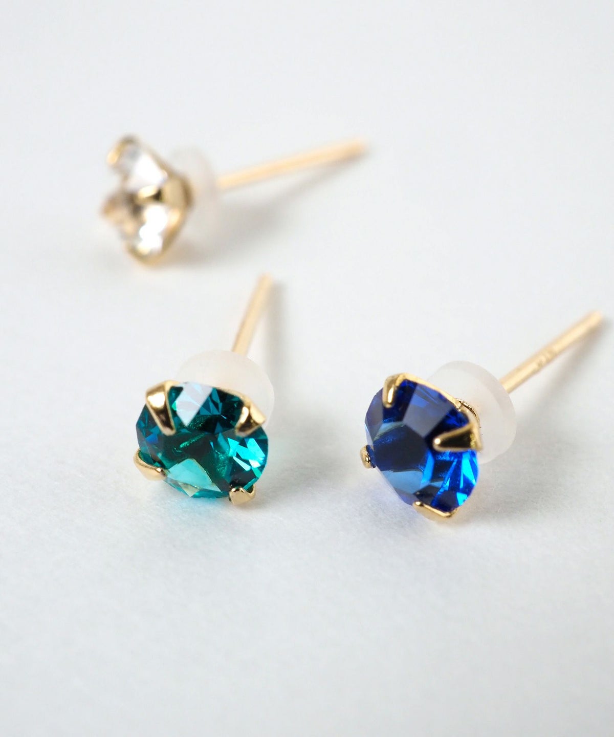 バースデーカラーストーンK18ポストピアス