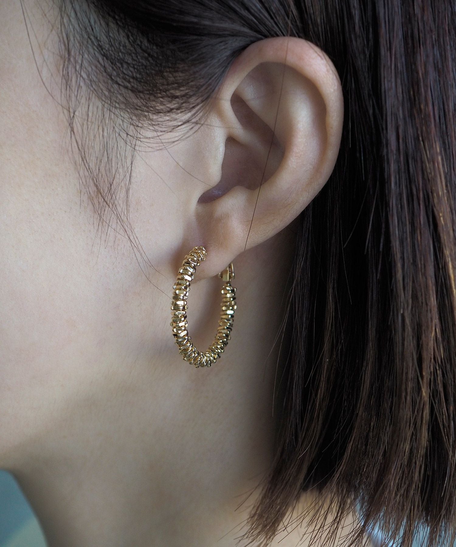 シャインメタルビーズフープピアス