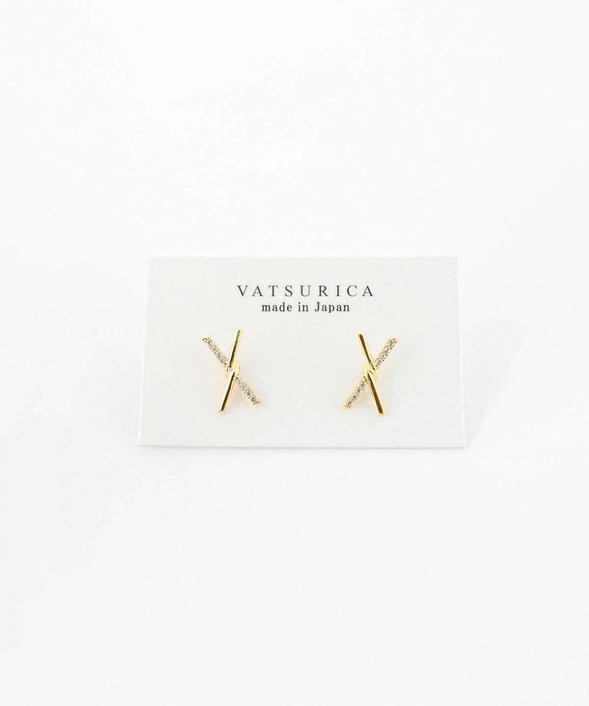 クロスワイヤーチタンポストピアス