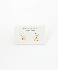 クロスワイヤーチタンポストピアス