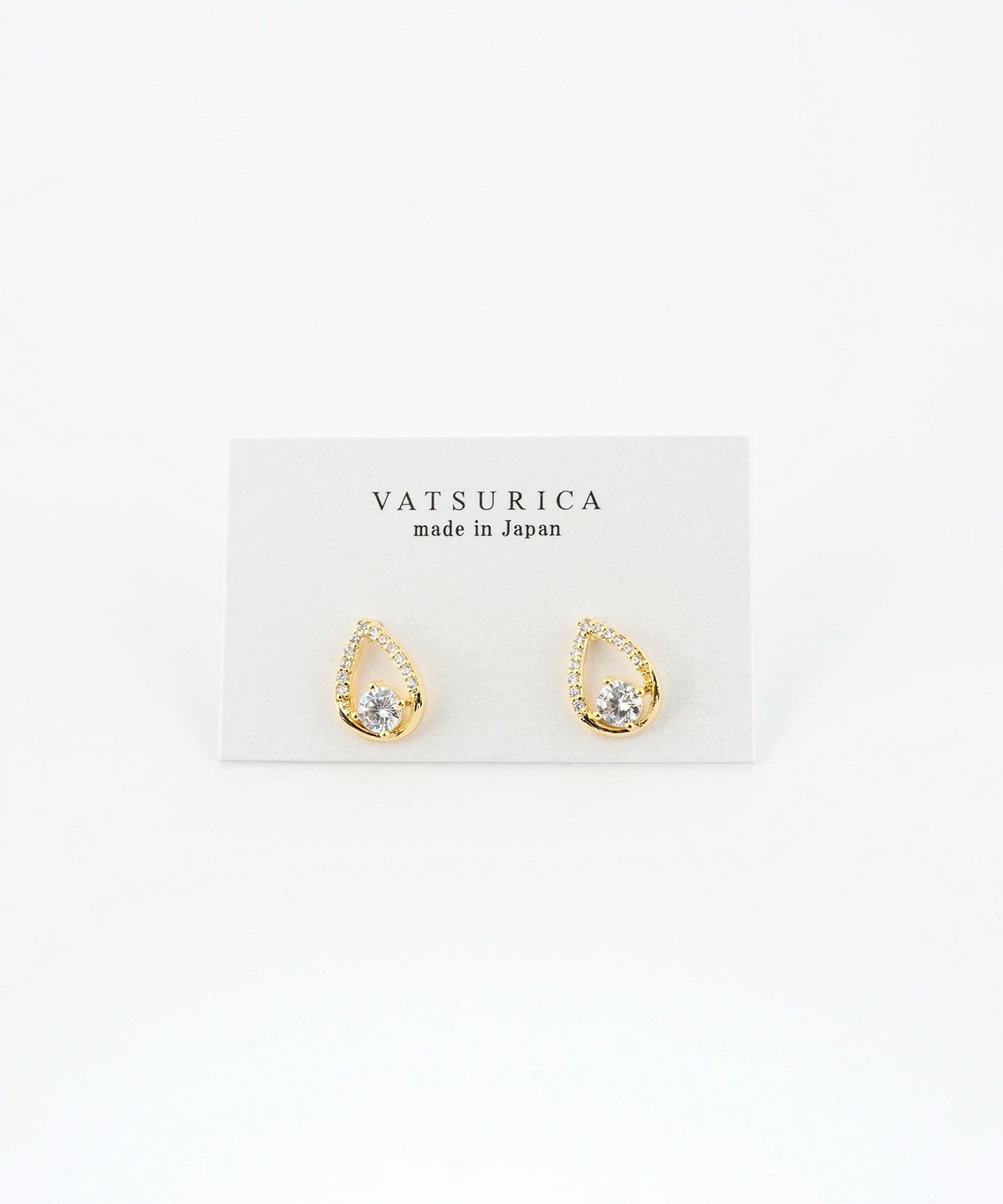 ドロップラインキュービックチタンポストピアス