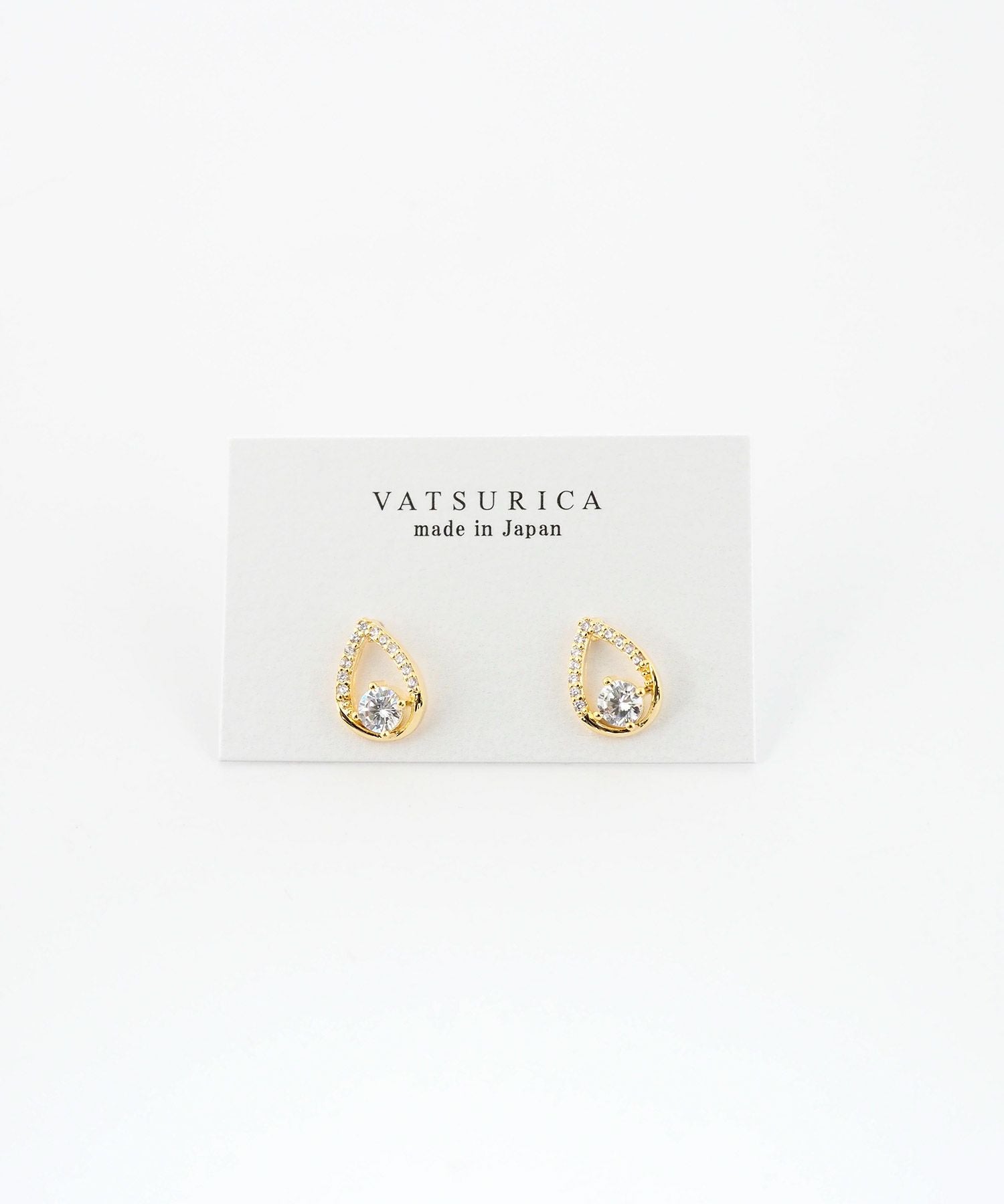 ドロップラインキュービックチタンポストピアス