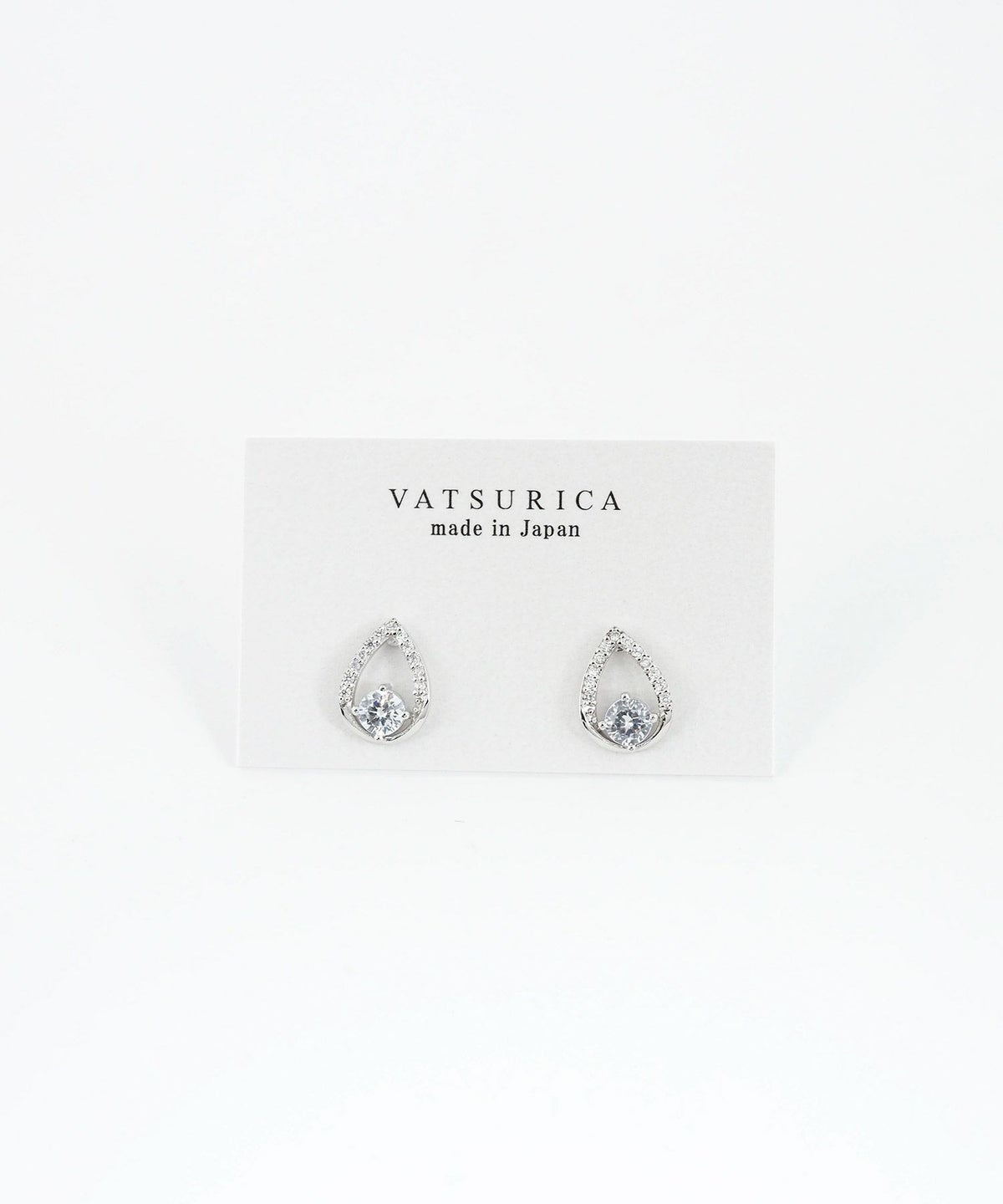 ドロップラインキュービックチタンポストピアス