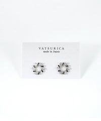 ラウンドビジューチタンポストピアス