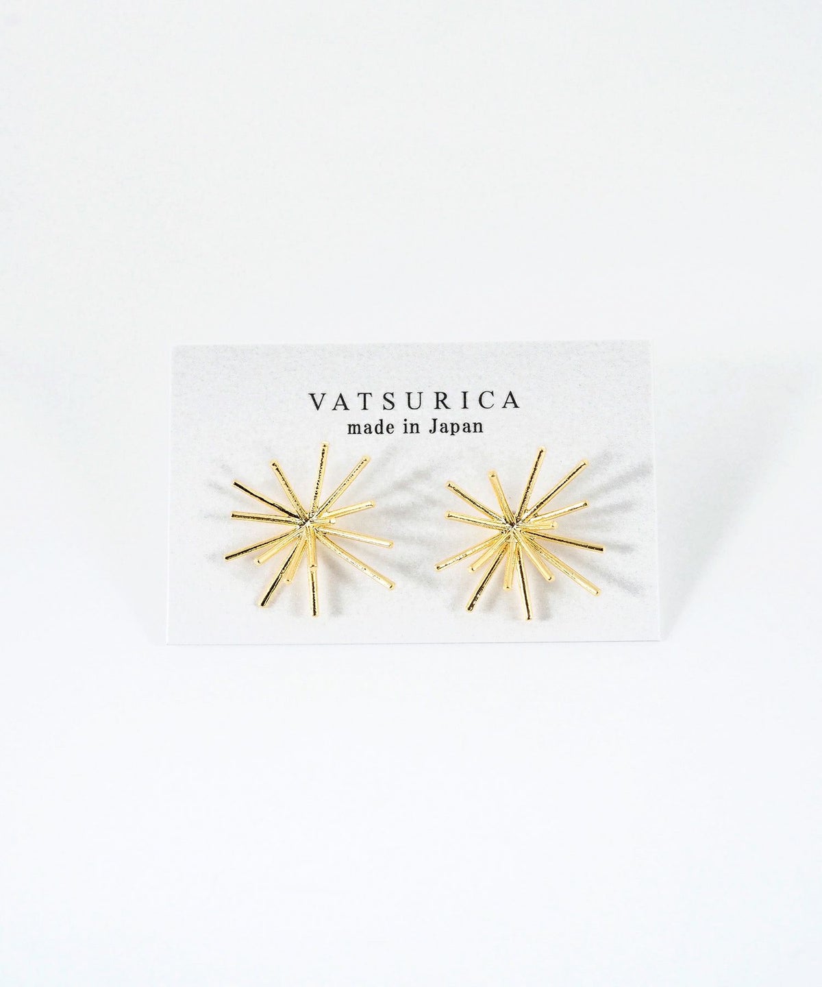 ホシハナチタンポストピアス