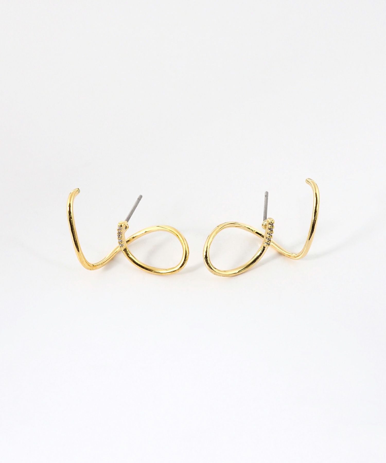 ドローイングビローチタンポストピアス