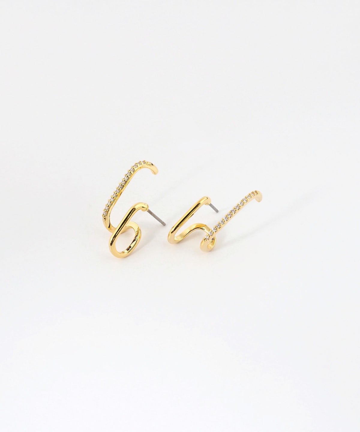 ドローイングバーチタンポストピアス