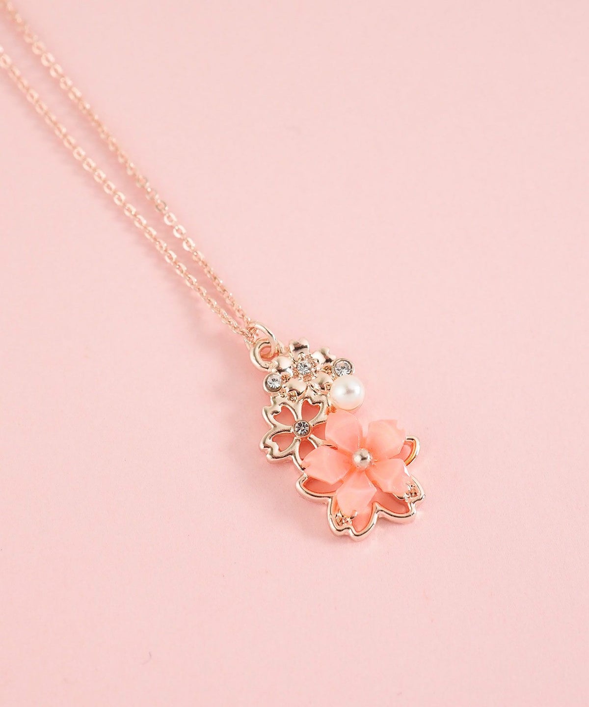 SAKURAビジューペンダント