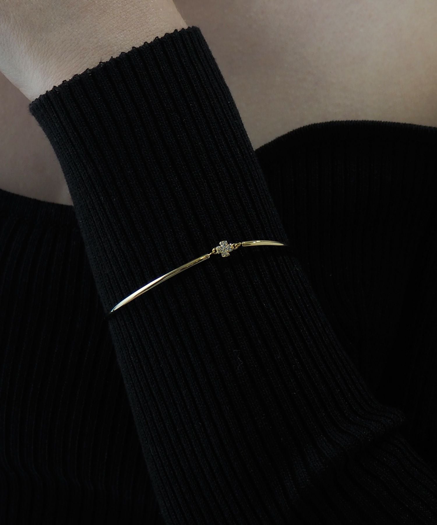 クロス×メタルラインブレスレット