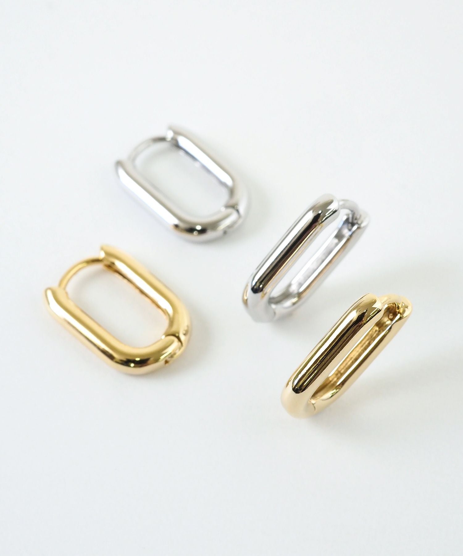 オーバルフープワンタッチピアス | 【公式】MUK ONLINE SHOP｜人気