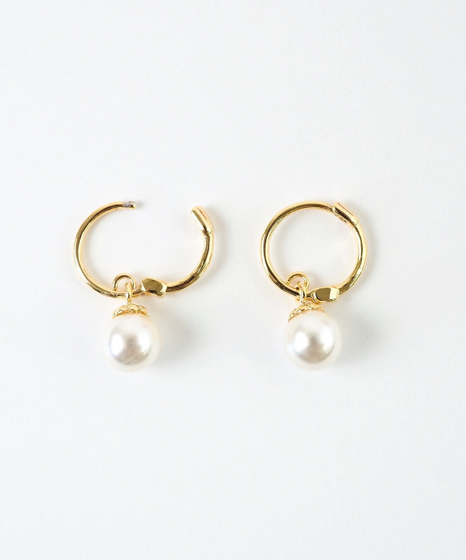 スイングパールフープワンタッチピアス