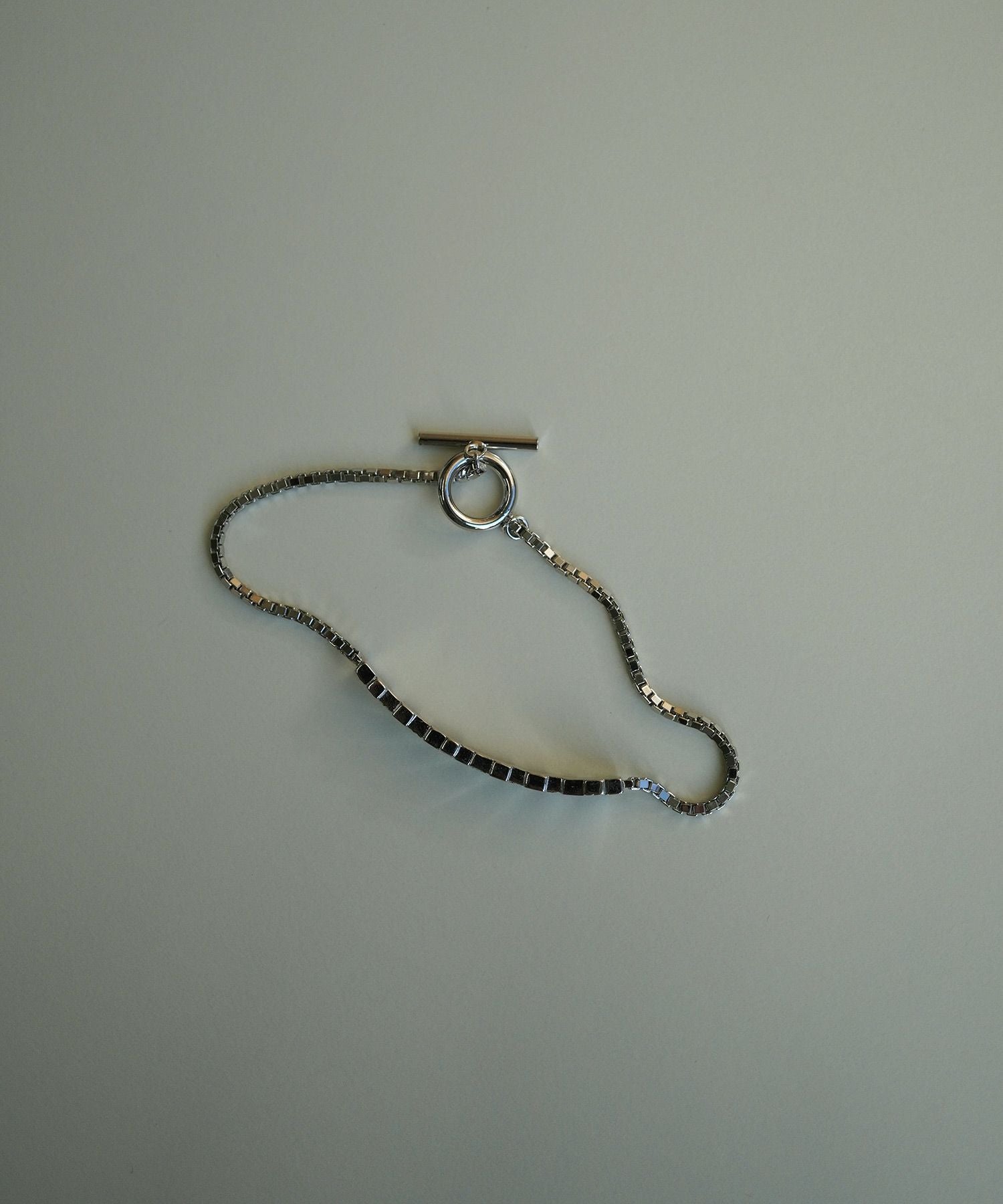 メタルタイルチェーンブレスレット