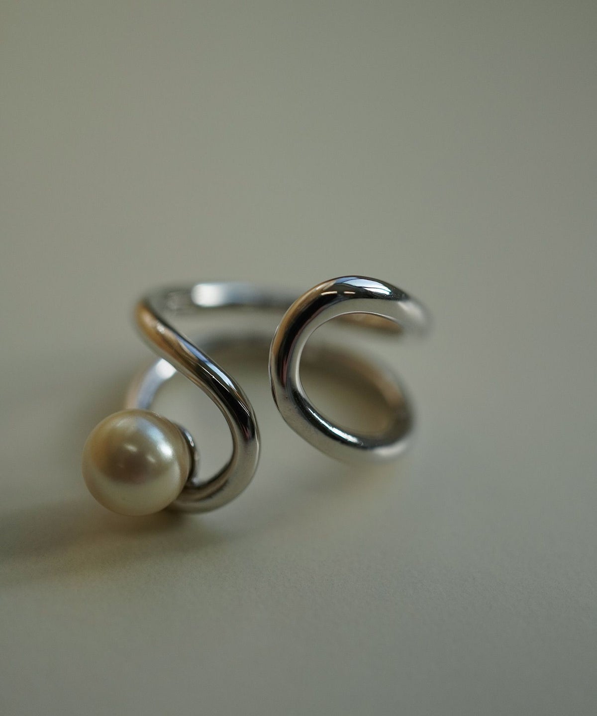 アシメパールリング