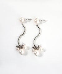 パールウエーブチタンポストピアス【MUK voyalibre】